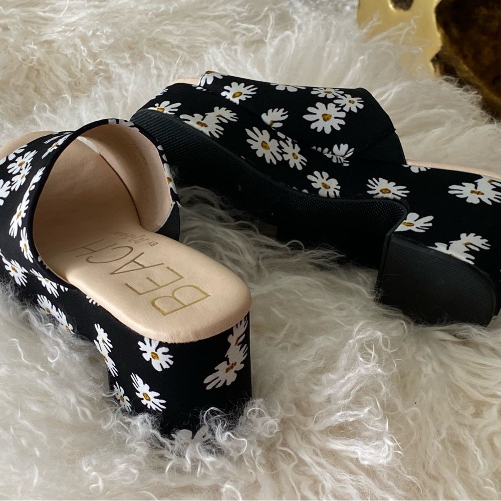 Beach by Matisse Platform Sandals - Picture 8 of 8